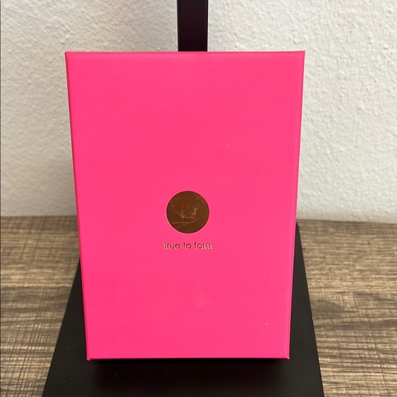 Crab Bag Charm Sparkling Crystal Accents ✨🦀 - Picture 6 of 6